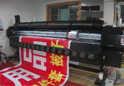 开化喷绘广告分辨率是多少？