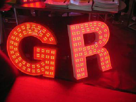 开化LED发光字有哪些优势？